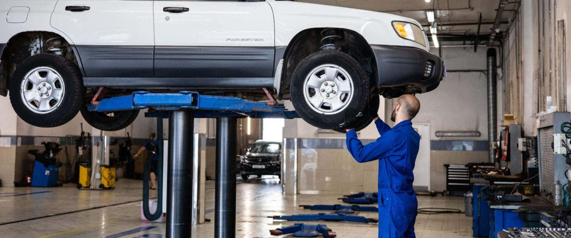 Avoiding Pushy Sales Tactics: A Guide to Finding a Reliable Auto Mechanic