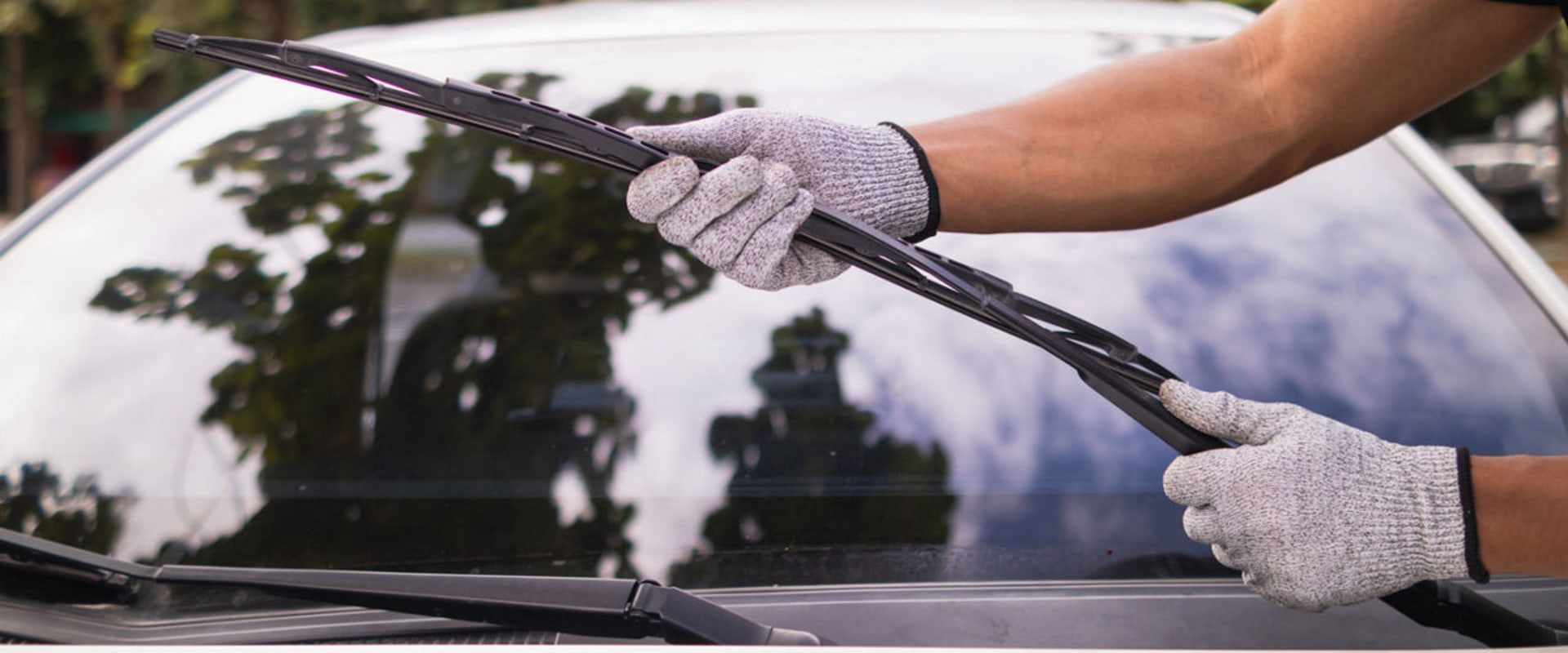 Changing Windshield Wipers: A Comprehensive Guide to Maintaining Your Vehicle