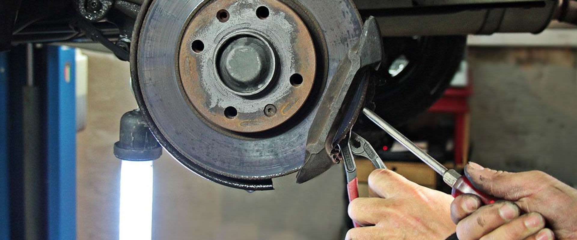 A Complete Guide to Brake Pad Replacement