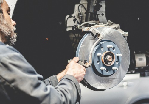 Explaining Symptoms and Concerns: A Comprehensive Guide for Automotive Service